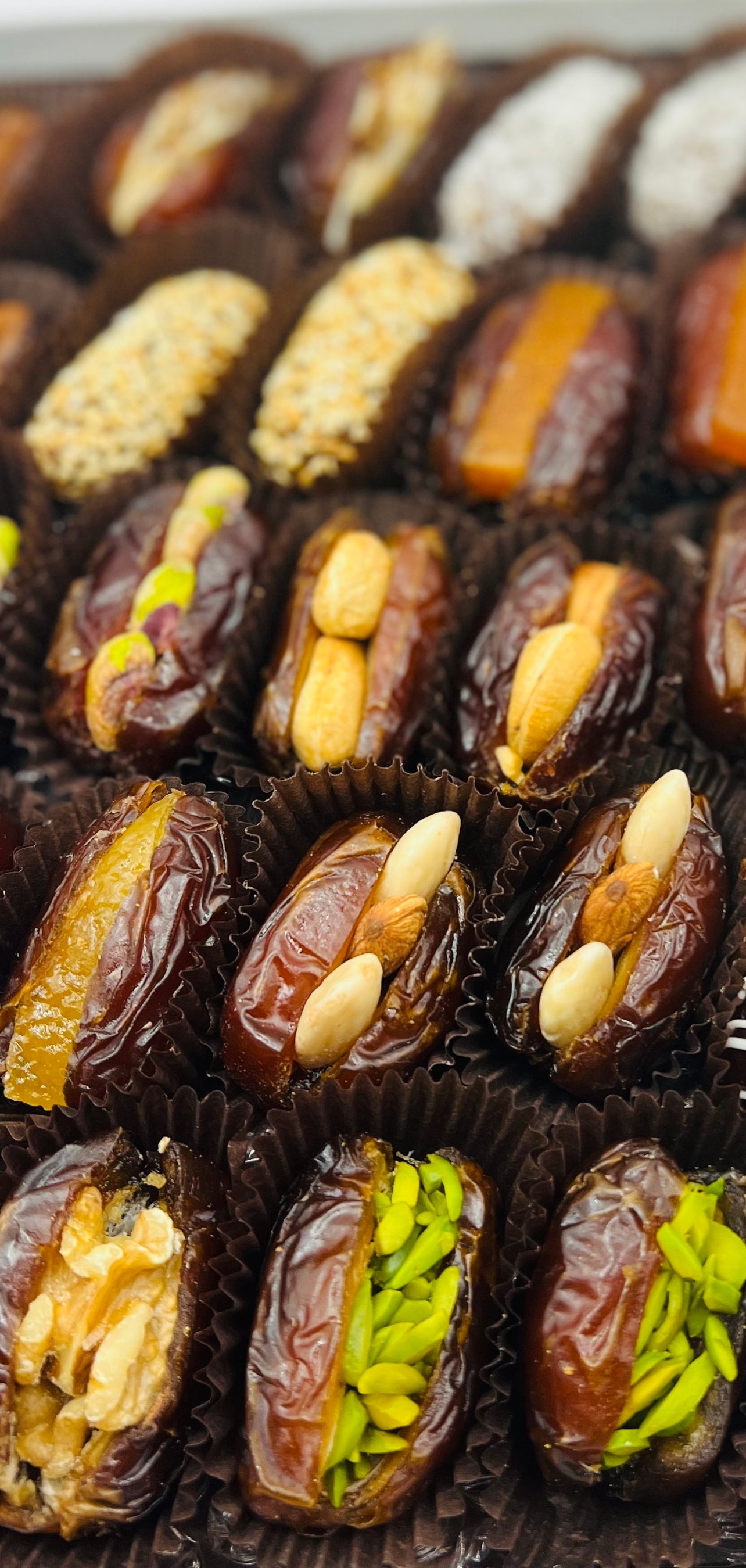 Stuffed Gourmet Dates Mix