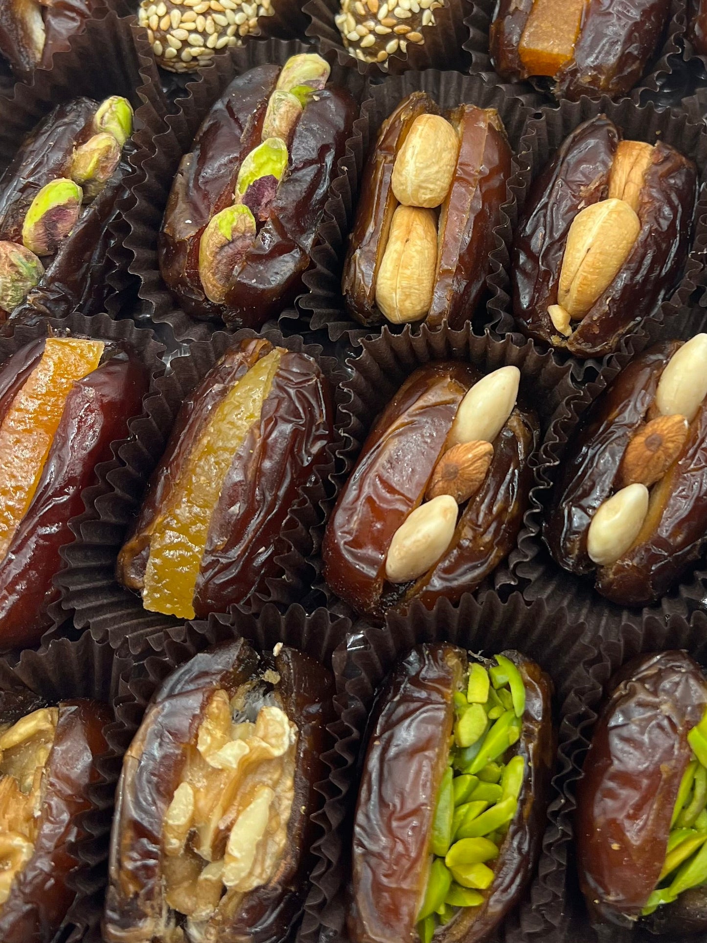 Stuffed Gourmet Dates Mix